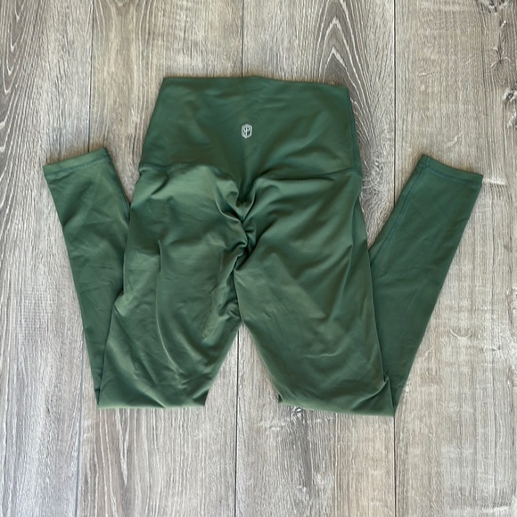 Born Primitive Green Leggings - Picture 3 of 4